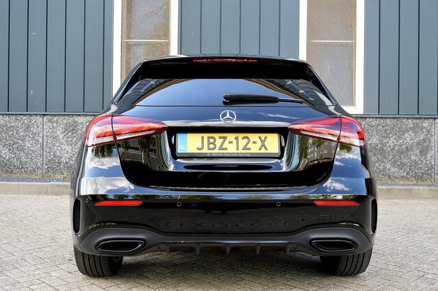 Mercedes-Benz A-KLASSE 250 e Business Solution AMG Limited Rijklaarprijs-Garantie Panoramadak Sfeerverlichting Camera Led Navigatie