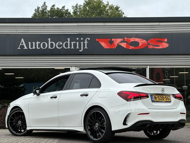 Mercedes-Benz A-KLASSE 200 Limousine AMG | Panodak | 360 Camera | Burmester | Sfeer