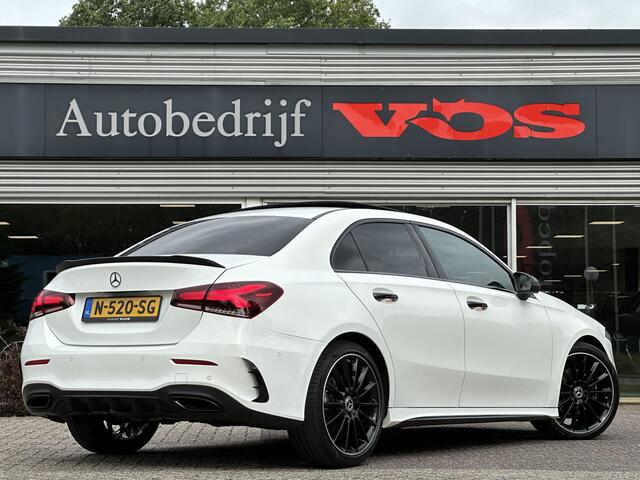 Mercedes-Benz A-KLASSE 200 Limousine AMG | Panodak | 360 Camera | Burmester | Sfeer