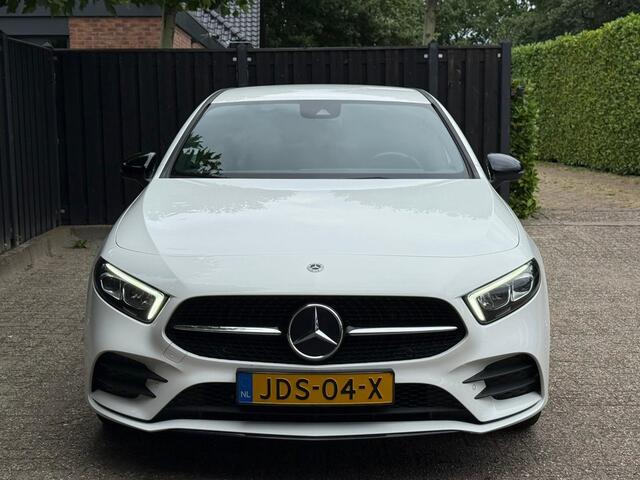 Mercedes-Benz A-KLASSE 250 e AMG Line