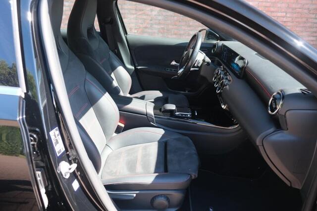 Mercedes-Benz A-KLASSE 200 163pk Aut. Business Solution AMG | Navi | Climate | Cruise | Camera | Stoelverwarming | PDC