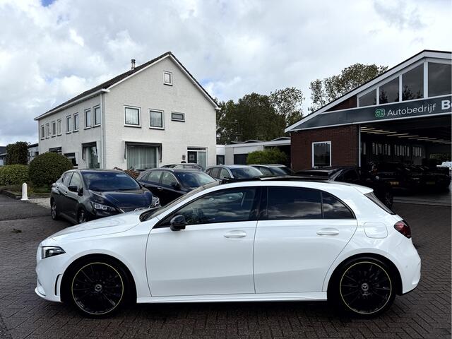 Mercedes-Benz A-KLASSE 200 Amg Line Premium Plus Panoramadak, 19'Lmv, Chameleon voorruit