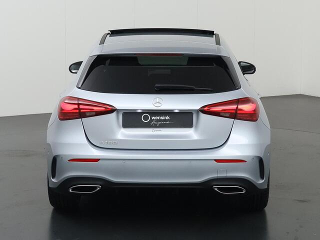 Mercedes-Benz A-KLASSE 180 Business Solution AMG | Night | Panoramaschuifdak | Head-Up | MULTIBEAM LED | Dodehoekassistent | 19 inch AMG-velgen |