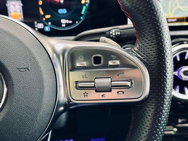 Mercedes-Benz A-KLASSE 250 e AMG ** LED, MBUX+, MAGNO GRAU, PANORAMA, 19-inch LMV, NIGHT, DODE HOEK ** 1e EIG - UNFALLFREI ** ** INFORMEER OOK NAAR ONZE AANTREKKELIJKE FINANCIAL-LEASE TARIEVEN **