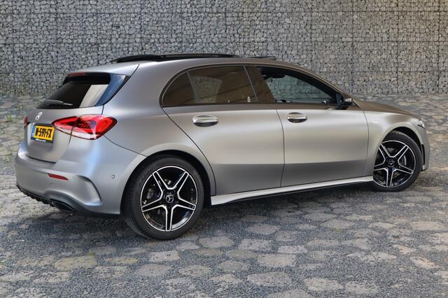 Mercedes-Benz A-KLASSE 180 Edition AMG | Geen import | Schuifdak | Sfeer verlichting |