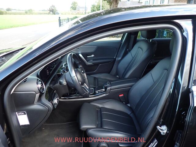 Mercedes-Benz A-KLASSE 200 WIDESCREEN SPORTLEER+VENTILATIE/CAMERA/KEYLESS/LED