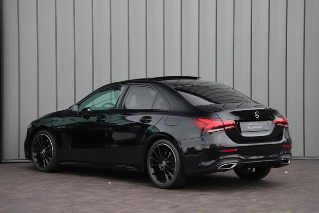 Mercedes-Benz A-KLASSE 250 AMG Sedan | 224PK | Pano | Sfeerverlichting | Burmester | Multibeam | Stoelverwarming | Standkachel | 2019.