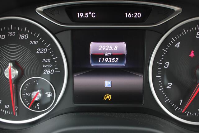 Mercedes-Benz A-KLASSE 180 Business Solution NAVI CAMERA