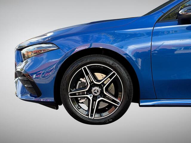 Mercedes-Benz A-KLASSE 250 e Star Edition AMG Line SoH 97% NL-Auto, Facelift Model + Nieuwstaat!