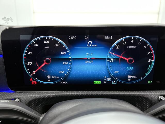 Mercedes-Benz A-KLASSE 250 e AMG Plug-In Hybride | Panoramadak | Achteruitrijcamera | Nightpakket | Sfeerverlichting | Burmester | Inclusief 24 maanden MB Certified garantie voor Europa.