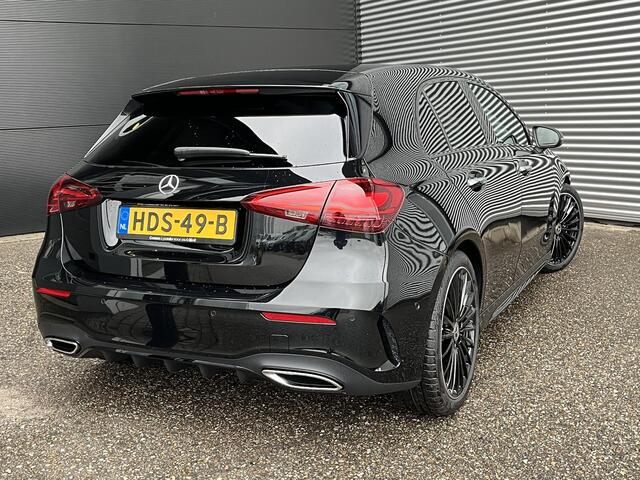 Mercedes-Benz A-KLASSE 200 AMG Line | Bruin Interieur | Night | Pano |