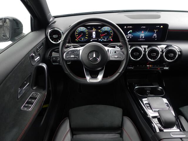 Mercedes-Benz A-KLASSE AMG 35 4MATIC Premium Plus- Burmester Surround, Stoel Memory, Zitcomfort, Dealer Onderhouden