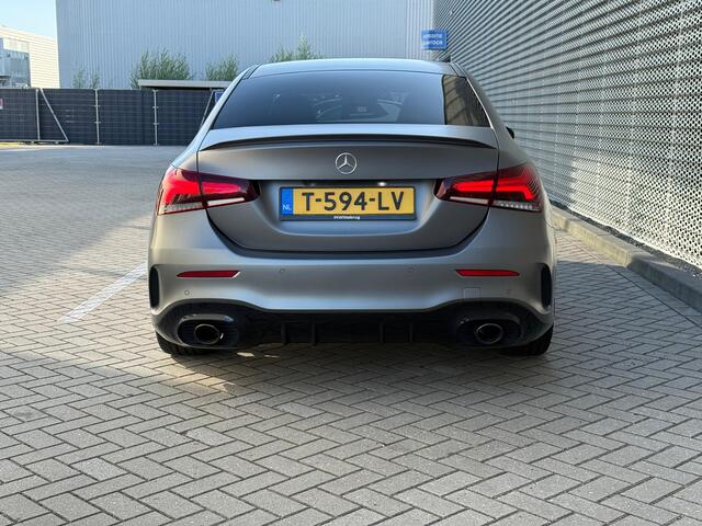 Mercedes-Benz A-KLASSE AMG 35 4MATIC Premium Plus / Kuipstoelen / Pano / Memory seats L-R / 360 Camera / Alcantra stuur / Dode hoek / Navigatie /