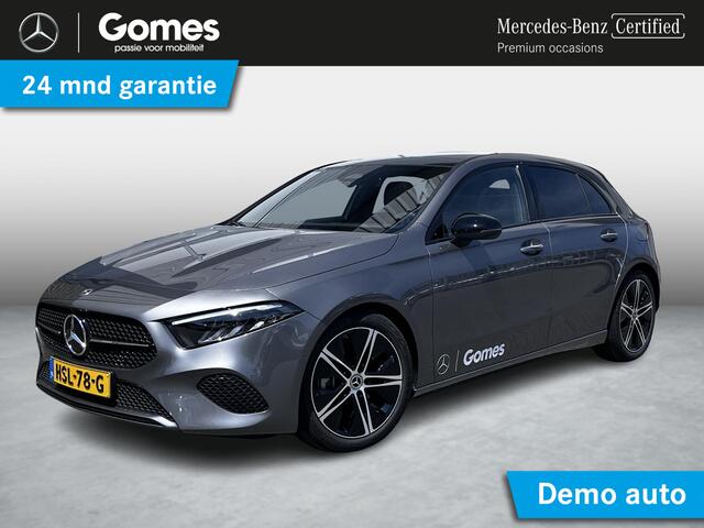 Mercedes-Benz A-KLASSE 180 Star Edition Luxury | Panoramadak | Night Pakket | Dodehoekassistent | Sfeerverlichting | Stoelverwarming | Parkeersensoren | Achteruitrijcamera | Elektrisch Inklapbare Buitenspiegels