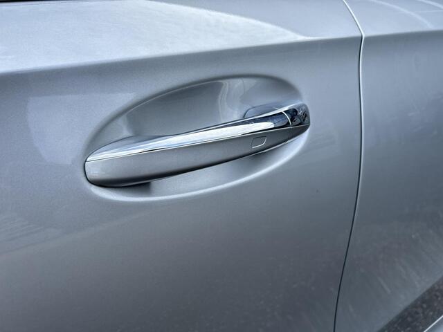 Mercedes-Benz A-KLASSE 250 e AMG Line Panoramadak| Sfeerverlichting|Stoelverwarming| Keyless Entry