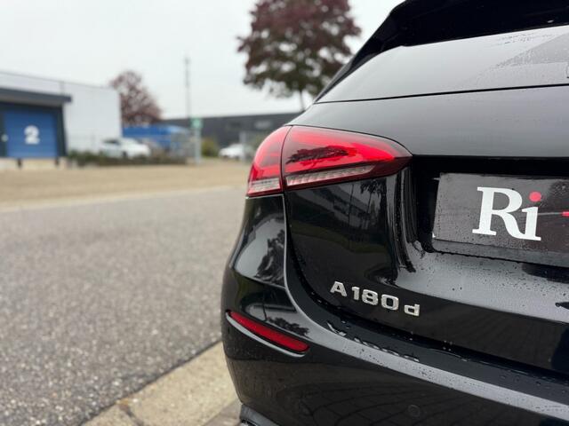 Mercedes-Benz A-KLASSE d Night Pakket Sfeerverl.