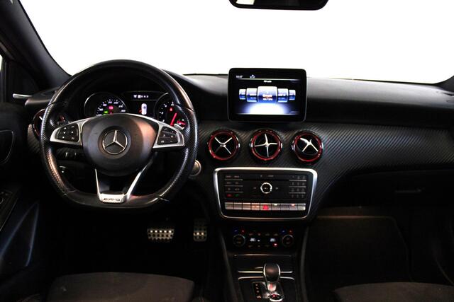 Mercedes-Benz A-KLASSE AMG 45 4MATIC Panoramadak - LED - Harman Kardon