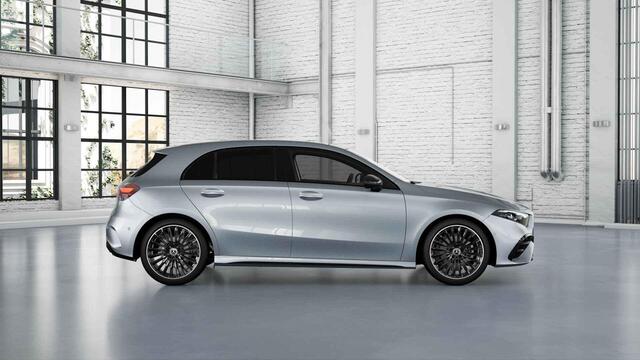 Mercedes-Benz A-KLASSE 180 Business Solution AMG | Panoramaschuifdak | AMG Line Plus pakket | 19"AMG-velgen | Head-up display | Dodehoekassistent |