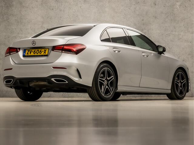 Mercedes-Benz A-KLASSE 200 AMG Sport Automaat 164Pk (GROOT NAVI, APPLE CARPLAY, CAMERA, STOELVERWARMING, CLIMATE, SPORTSTOELEN, NIEWE APK, NIEUWSTAAT)