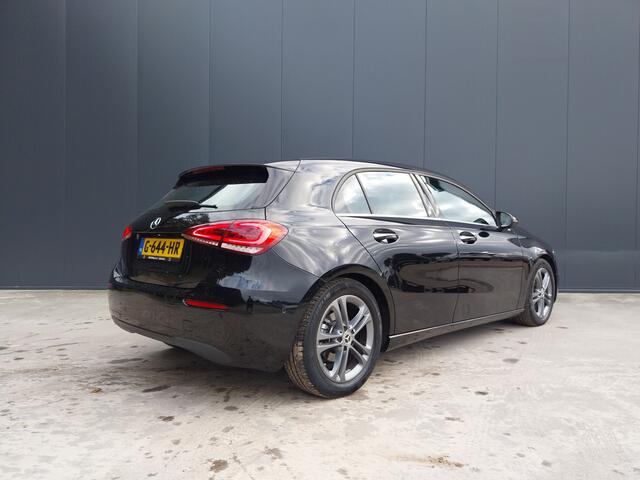 Mercedes-Benz A-KLASSE 180 d AUTOMAAT 1e EIGENAAR WIDESCREEN CAMERA PARK ASSIST HALF LEER LED NAVI CRUISE ECC