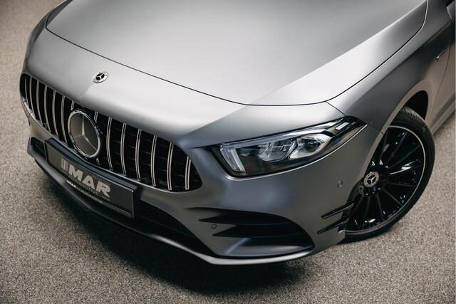 Mercedes-Benz A-KLASSE 250 e | Burmester | Pano | Hybride | Matte Grijs | Head-Up | Stoelverwarming |