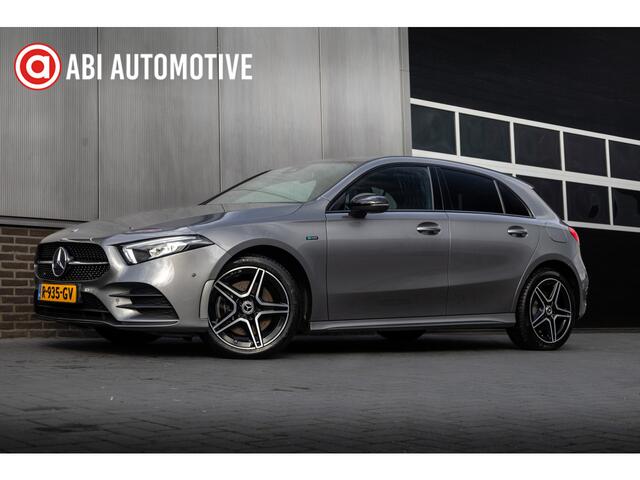 Mercedes-Benz A-KLASSE 250 e 218 pk Business Solution AMG Limited / Wide-screen/ Matrix-Led/ Camera/ Sport-Stoelen/ Stoel.Verw/ Night-Pakket/ 18'' LMV