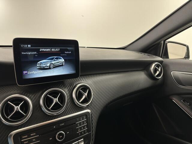Mercedes-Benz A-KLASSE 160 AMG Night Ed. | Facelift | 18'' | LED Koplampen |