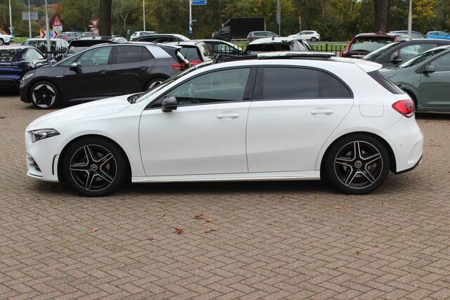 Mercedes-Benz A-KLASSE 200 Business Solution AMG / Panoramadak / Camera / Leder&Alcantara / 18'' / Stoelverwarming / LED / DAB / Cruise Control