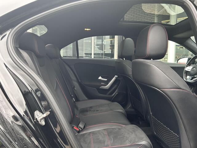 Mercedes-Benz A-KLASSE 200 Launch Edition Premium Plus | Panoramadak | Cruise Control | Navigatie