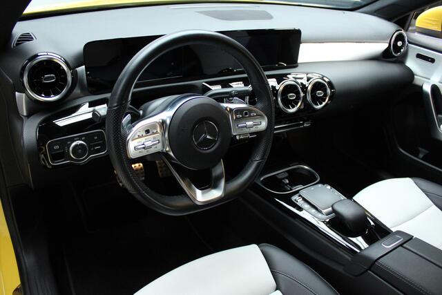 Mercedes-Benz A-KLASSE 250e AMG Line Leer Navi PTS LM velgen EQ BTW auto!