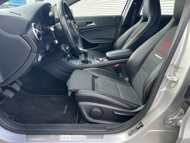 Mercedes-Benz A-KLASSE 180 d Lease Edition Plus | Nieuw Binnen! | Navi | Half leder | Cruise