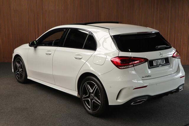 Mercedes-Benz A-KLASSE 250e AMG Line Panodak Leer Navi PTS LM velgen EQ BTW auto!