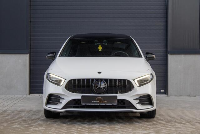 Mercedes-Benz A-KLASSE 250 e AMG Line PANO Burmester Sfeerverlichting Parkeerassistent