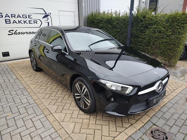 Mercedes-Benz A-KLASSE 250 e Business Line Plug-In Trekhaak Leder Carplay Navi Led 360-Camera Widescreen