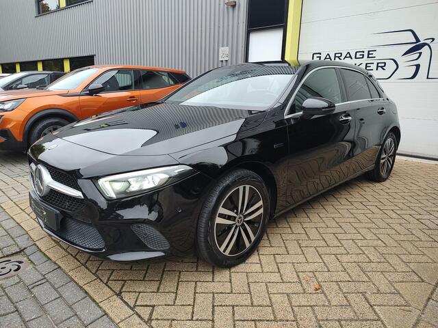 Mercedes-Benz A-KLASSE 250 e Business Line Plug-In Trekhaak Leder Carplay Navi Led 360-Camera Widescreen