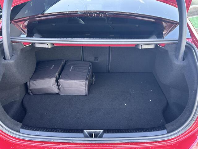 Mercedes-Benz A-KLASSE 250 e AMG Line | Panoramadak | Stoelverwarming | Cruise Control