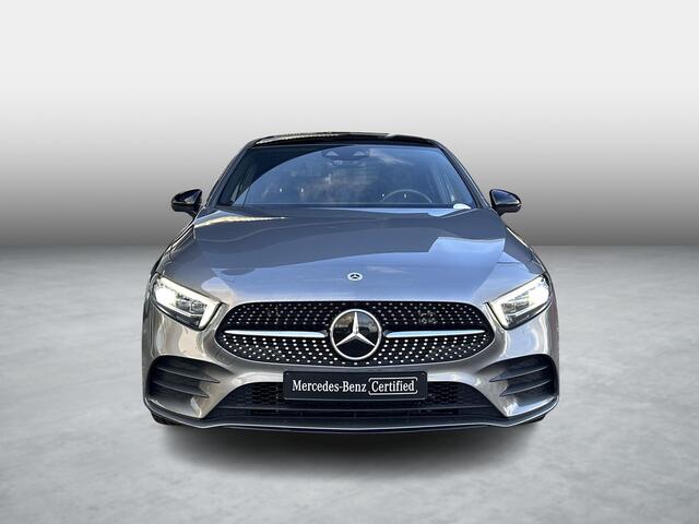 Mercedes-Benz A-KLASSE 250 e AMG Line | Trekhaak | Panoramadak | Head-up display