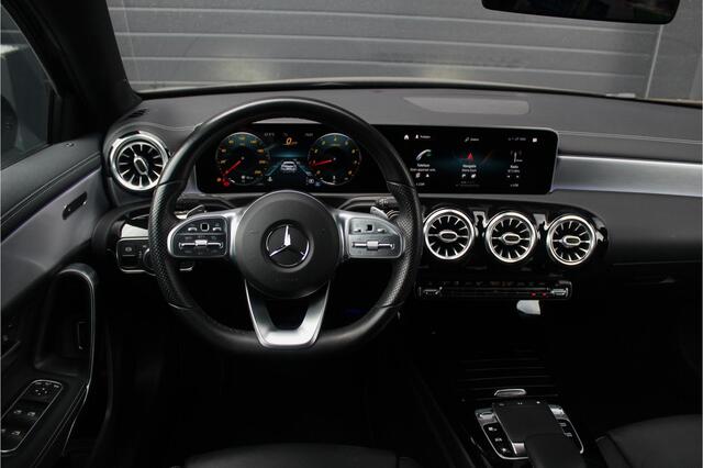 Mercedes-Benz A-KLASSE 220 4MATIC AMG | Leder | Sfeerverl. | Camera | Premium Plus