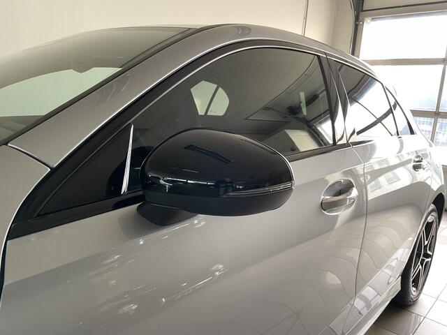 Mercedes-Benz A-KLASSE 250 e AMG Line | Distronic+ | Trekhaak | Night | Carplay