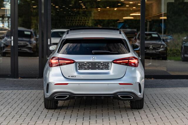 Mercedes-Benz A-KLASSE 180 Business Solution AMG | Panoramaschuifdak | Premium Plus | Head-Up | MULTIBEAM LED | Dodehoekassistent | 19 inch AMG-velgen |