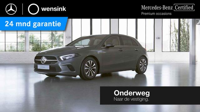 Mercedes-Benz A-KLASSE 180 Business Line | Apple carplay | Android auto | Achteruitrijcamera | Lederlook ARTICO | Privacy Glass |