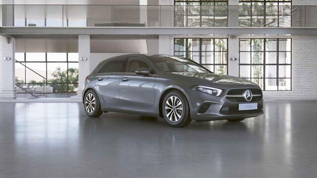 Mercedes-Benz A-KLASSE 180 Business Line | Apple carplay | Android auto | Achteruitrijcamera | Lederlook ARTICO | Privacy Glass |