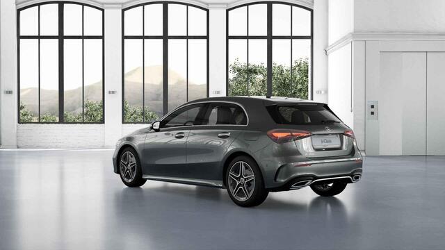 Mercedes-Benz A-KLASSE 180 Business Solution AMG | Panoramaschuifdak | Stoelverwarming | Achteruitrijcamera | MULTIBEAM LED |