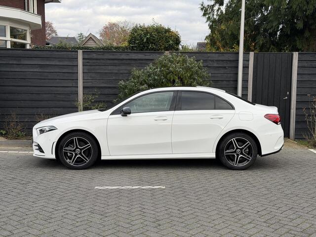 Mercedes-Benz A-KLASSE 250 e Premium Plus 218PK Automaat Navigatie, Rondomzichtcamera, Keyless, Panoramadak, Adaptieve Cruise Control, Stoelverwarming