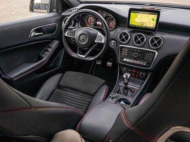 Mercedes-Benz A-KLASSE A180 Sport Edition AMG Line Camera Stoelverw