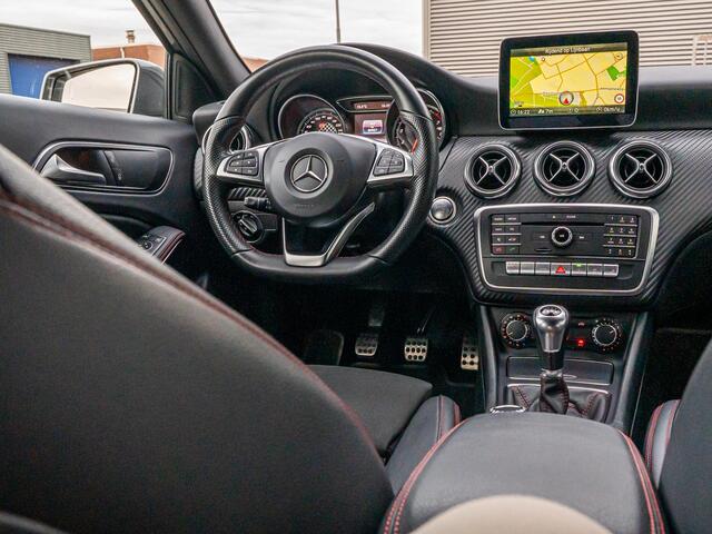 Mercedes-Benz A-KLASSE A180 Sport Edition AMG Line Camera Stoelverw