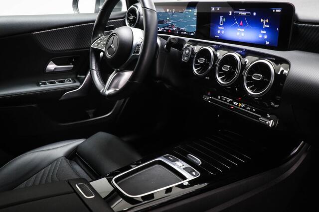 Mercedes-Benz A-KLASSE 180 Business Line | WIDESCREEN | DAB | APPLE | STUURVERWARMING | CAMERA