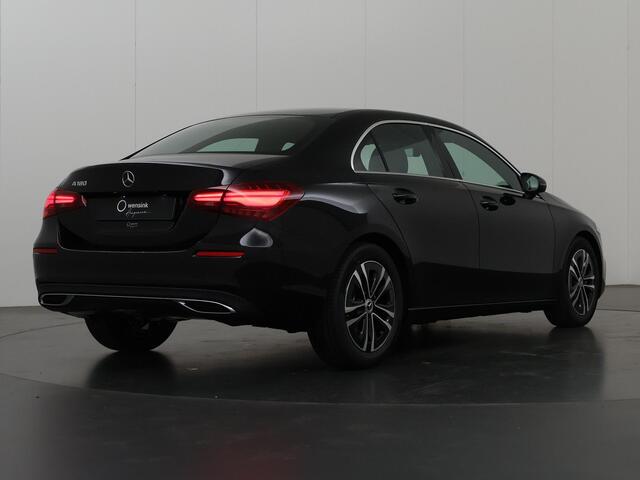 Mercedes-Benz A-KLASSE 180 Limousine Business Solution Luxury | Stoelverwarming | Led koplampen | Navigatie