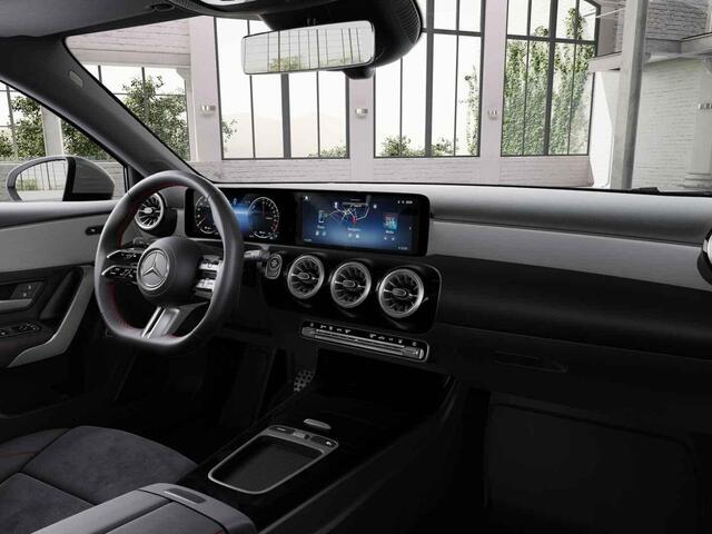 Mercedes-Benz A-KLASSE Hatchback 250 e Business Solution AMG