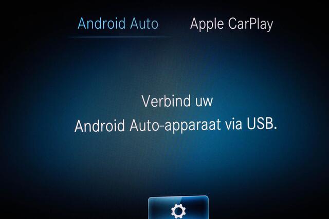 Mercedes-Benz A-KLASSE 200 Business Solution | PLUS PACK | HALF LEDER | STOELVERWARMING | APPLE | CAMERA